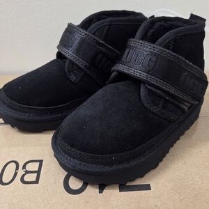 UGG Nuemel Snapback Chuka Boots. Toddler Size 8c. Black